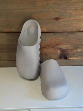 FP Movement by Free People Matte Light Gray Slip-On Clogs
